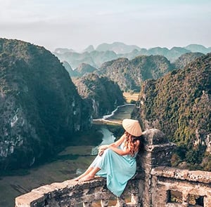 Du lịch Lễ 30/4 - Tour Du lịch Hà Nội - Yên Tử - Hạ Long - Bắc Ninh - Đền Đồ - Ninh Binh từ Sài Gòn 2025