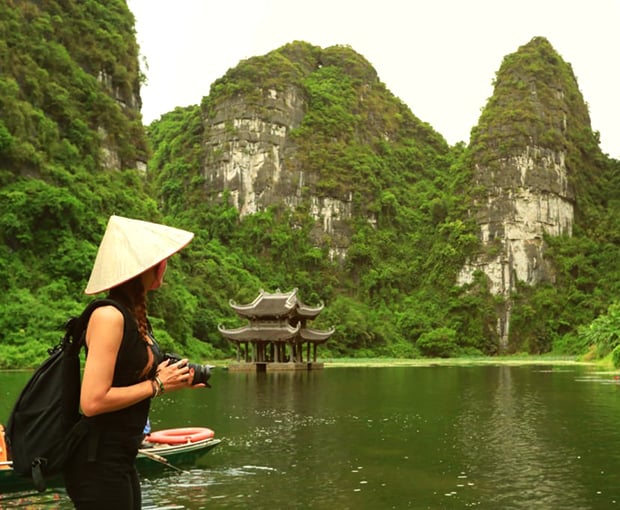 Du lịch Hà Nội mùa Thu - Yên Tử - Hạ Long - Sapa bay Vietnam Airlines từ Sài Gòn 2025