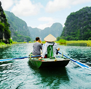 Du lịch Miền Bắc Hà Nội - Hoa Lư - Tam Cốc - Hang Múa - Bái Đính - Tràng An từ Hà Nội