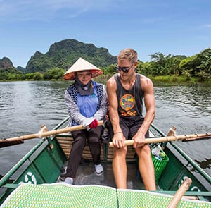 Du lịch Lễ 30/4 - Hà Nội - Hạ Long - Ninh Bình - Sapa 6 ngày từ Sài Gòn 2025