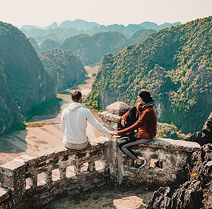 Du lịch Tết Âm lịch - Tour Du lịch Hà Nội - Vịnh Hạ Long - Ninh Binh từ Sài Gòn 2025