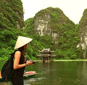 Du lịch Hà Nội mùa Thu - Yên Tử - Hạ Long - Sapa bay Vietnam Airlines từ Sài Gòn 2025