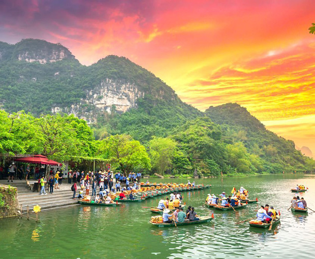 Du lịch miền Bắc mùa Thu - Hà Nội - Yên Tử - Hạ Long - Ninh Bình - Tràng An từ Sài Gòn 2025