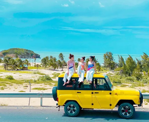 TOUR PHAN THIẾT TẾT NGUYÊN ĐÁN 2N1Đ | BIỂN XANH - MŨI NÉ - HÒN RƠM - JEEP TOUR