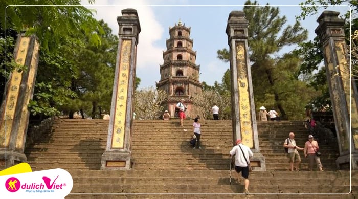 chua-thien-mu-tour-tet-am-lich-du-lich-viet