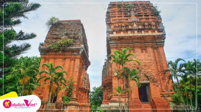 Tháp Đôi