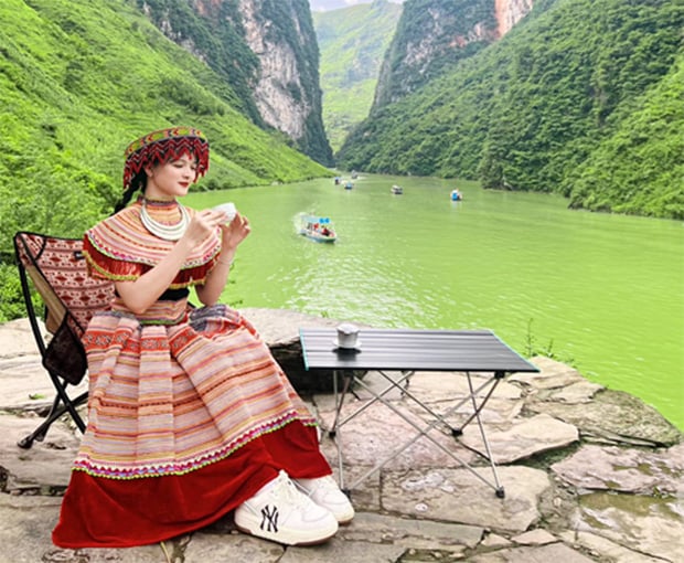 Du lịch Đông Bắc mùa Xuân - Hà Giang - Đồng Văn - Lũng Cú - Cao Bằng - Thác Bản Giốc từ Sài Gòn 2025