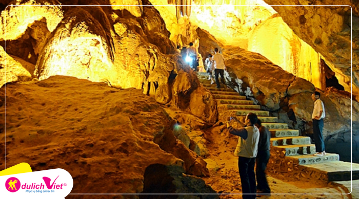Du lịch Đông Bắc Tết Âm lịch - Hà Giang - Quản Bạ - Cao Bằng - Land Tour 6 Ngày từ Sài Gòn 2025