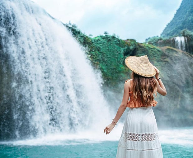 Du lịch Tết Âm lịch Hồ Ba Bể - Thác Bản Giốc - Thiền Viện Trúc Lâm - Hang Pác Bó từ Hà Nội 2025