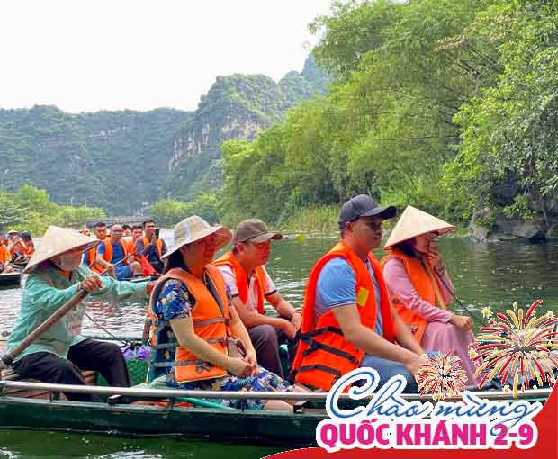 Du lịch Lễ 2/9 - Tour Hà Nội - Bảo tàng quân sự Việt Nam - Vịnh Hạ Long từ Sài Gòn 2025