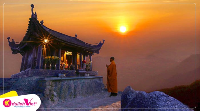 Đỉnh núi Yên Tử
