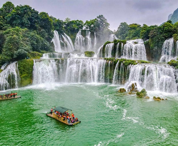 Du lịch Lễ 2/9 - Tour Hà Nội - Hồ Ba Bể - Thác Bản Giốc từ Hà Nội 2025