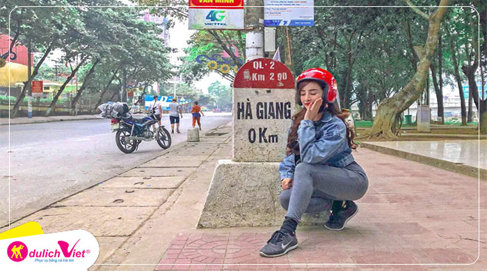 check-in-chay-may-tai-cot-moc-km-so-0-ha-giang-du-lich-viet
