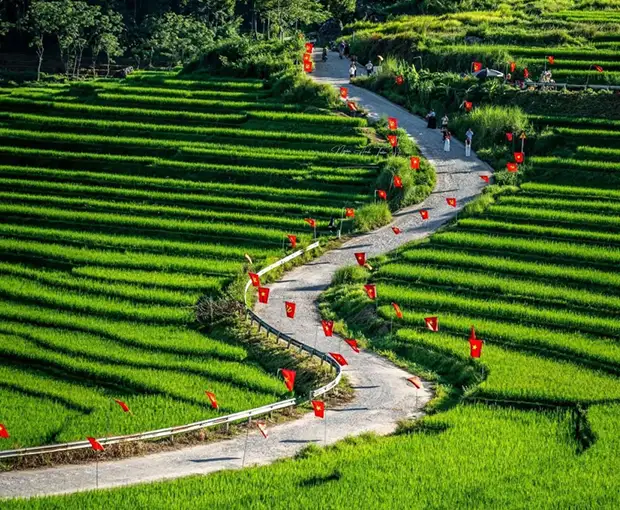 TOUR MIỀN BẮC MÙA ĐÔNG 2N1D | MAI CHÂU - BẢN LÁC - PÙ LUÔNG - GUỒNG NƯỚC - CHỢ PHIÊN PHỐ ĐOÀN - SUỐI CÁ THẦN - THÁC MÂY