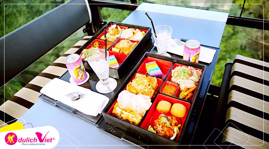 Free and Easy - Vé ăn tối trên cáp treo - Khoang Singapore Flavours