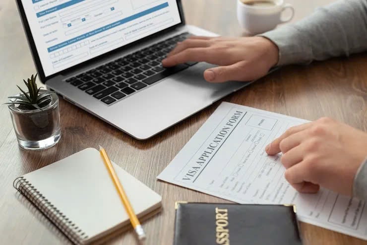 Hồ Sơ Xin Visa Úc Có Cần Dịch Thuật Không? Giải Đáp Chi Tiết Cho Bạn