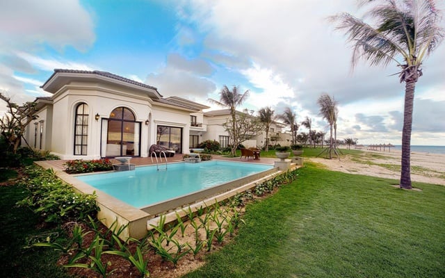 Vinpearl Resort Long Beach