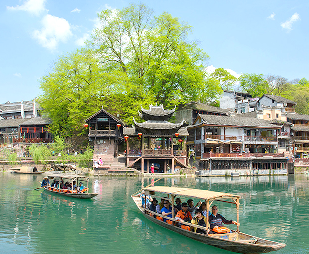 Du lịch Trung Quốc 2025 - Trương Gia Giới - Phượng Hoàng Cổ Trấn - Vũ Lăng Nguyên - Thiên Tử Sơn từ Sài Gòn
