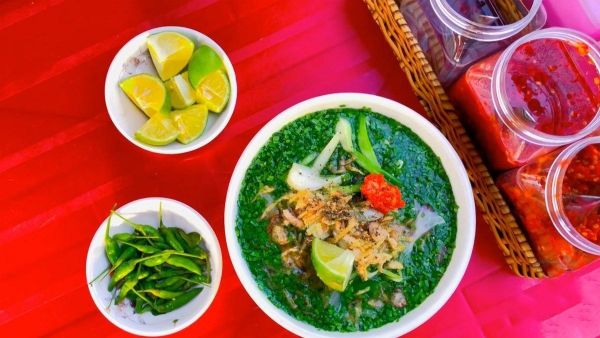 B&aacute;nh canh hẹ Ph&uacute; Y&ecirc;n - M&oacute;n ăn linh hồn cho c&aacute;c t&iacute;n đồ m&ecirc; hẹ