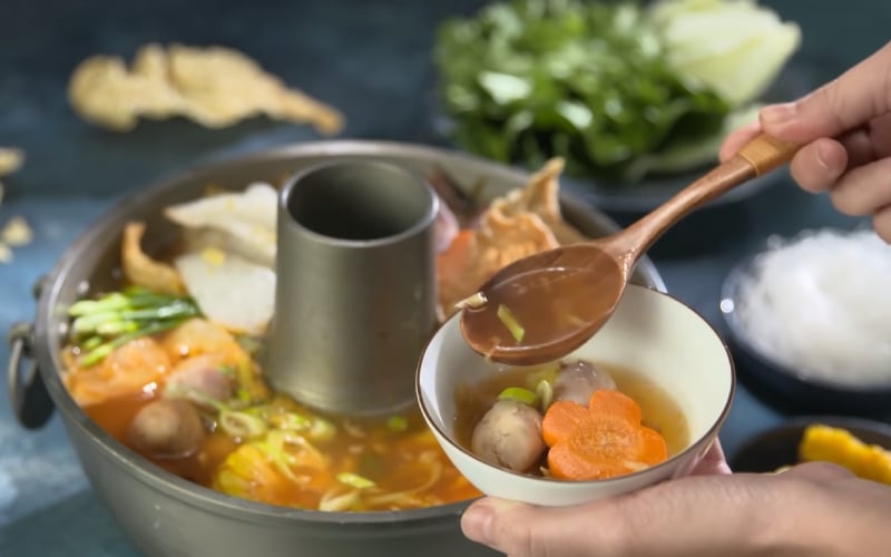 Lẩu Tả Pí Lù nổi tiếng từ Trung Quốc đến Việt Nam