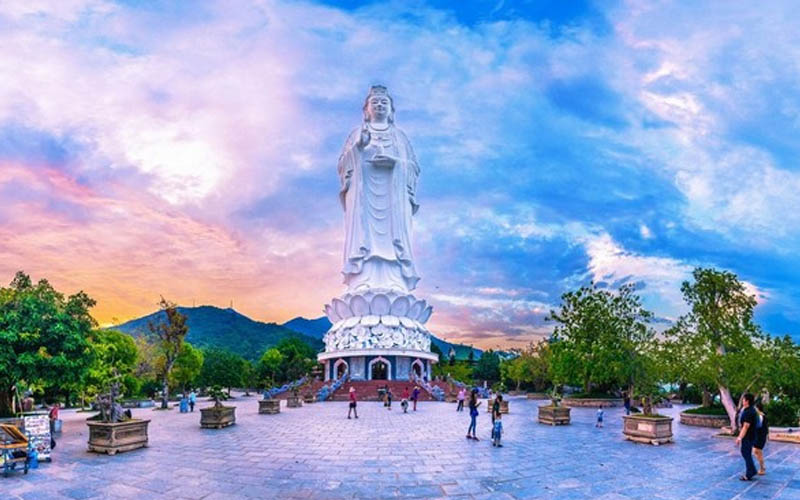 Vẻ đẹp của bán đảo Sơn Trà vào dịp Tết Dương lịch
