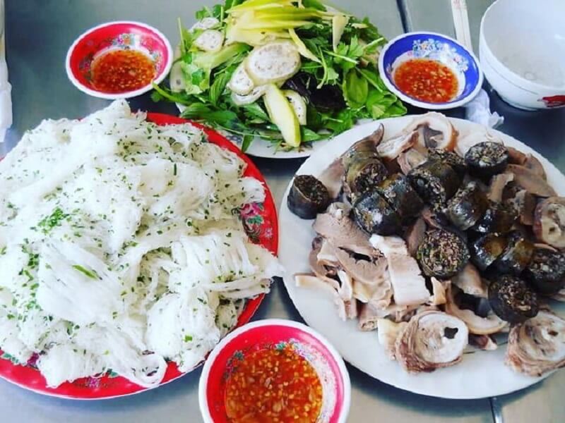 Bánh hỏi lòng heo Phú Yên