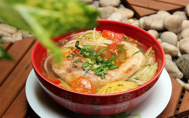 Canh cá bớp ở Nam Du là món ăn khá tươi ngon và được du khách rất yêu thích