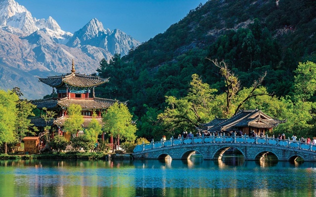 Check in núi tuyết Ngọc Long - Trung Quốc