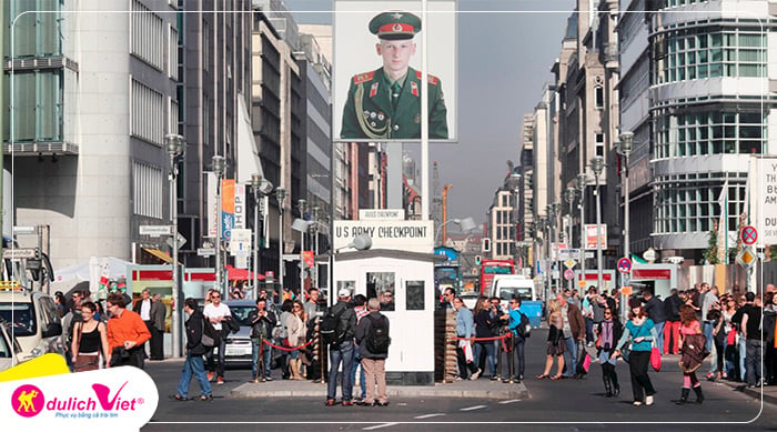 checkpoint-charlie-duc-du-lich-viet