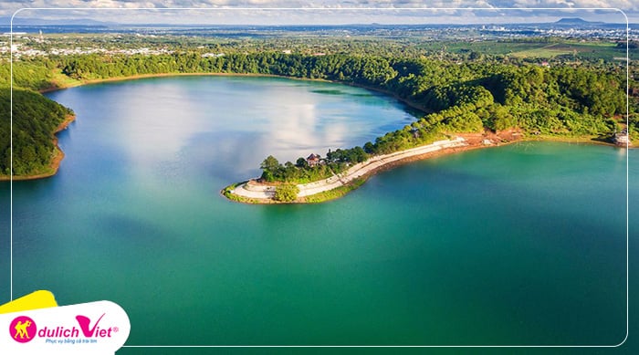chiem-nguong-bien-ho-pleiku-bien-ho-tnung-tuyet-dep-du-lich-viet(1)