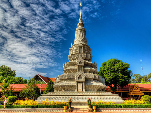 Chùa Bạc nơi chứa nhiều bảo vật quốc gia