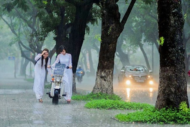 cơn mưa Huế