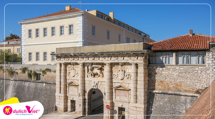 cong-thanh-pho-zadar-land-gate-du-lich-viet