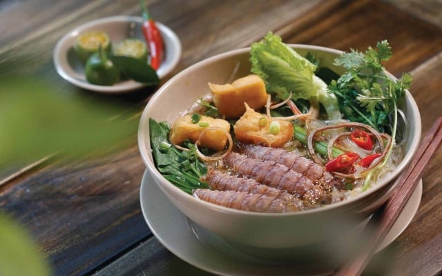 Du lịch Hạ Long 3 ngày 2 đêm thưởng thức bún bề bề