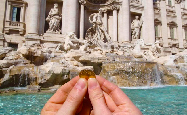 Đài phun nước Trevi Fountain
