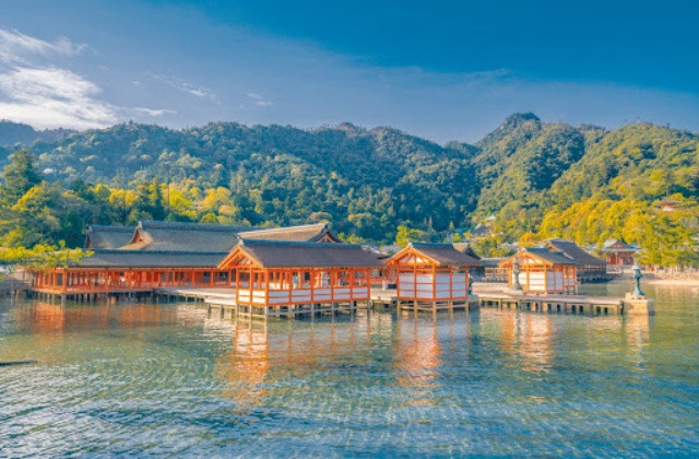 Đền Itsukushima