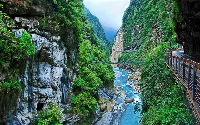 Đến chinh phục hẻm núi Taroko
