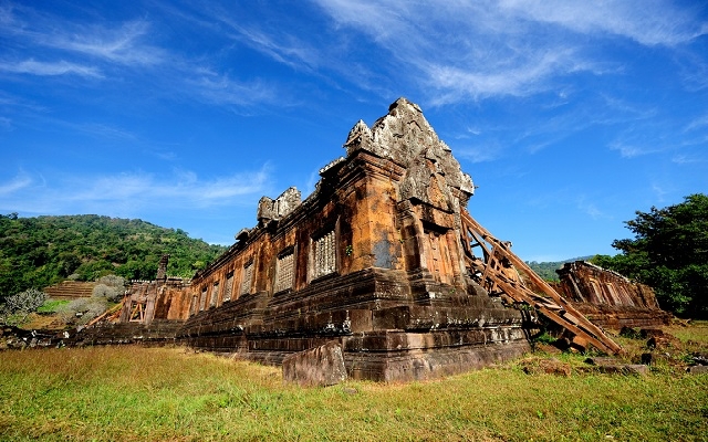 Du lịch đền Wat Phou - Lào