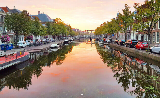 Thành phố Leiden cổ kính ở Hà Lan