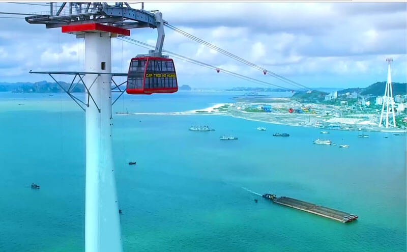 Cáp treo Ocean Park mang đến tầm nhìn toàn cảnh tuyệt đẹp