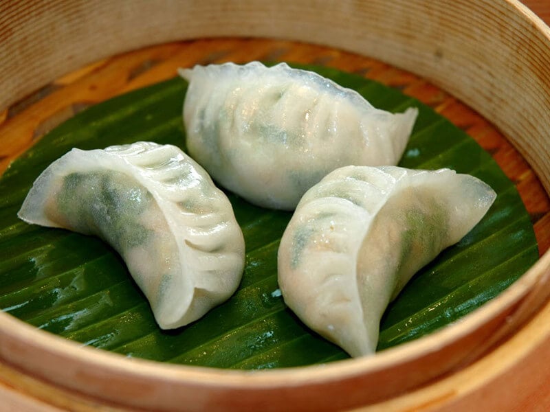 Du lịch Hồng Kông, bạn có thể dễ dàng gọi bánh mì, hồng trà, bánh ngọt,