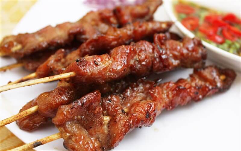 Món thịt xiên nướng Sate Lilit truyền thống của Bali