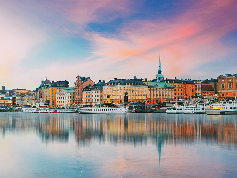 Quang cảnh Stockholm từ trên cao với những tòa nhà cổ kính và hiện đại