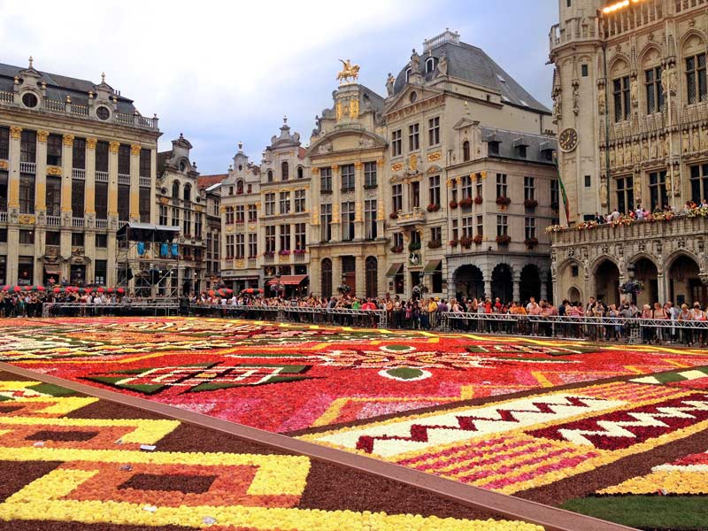 Grand Place – Quảng trường đẹp nhất thế giới.