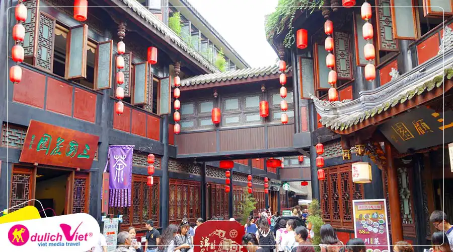 Phố cổ Cẩm Lý