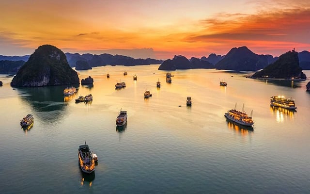 Du lịch Hạ Long mùa thu điểm đến khiến du khách mê mẩn