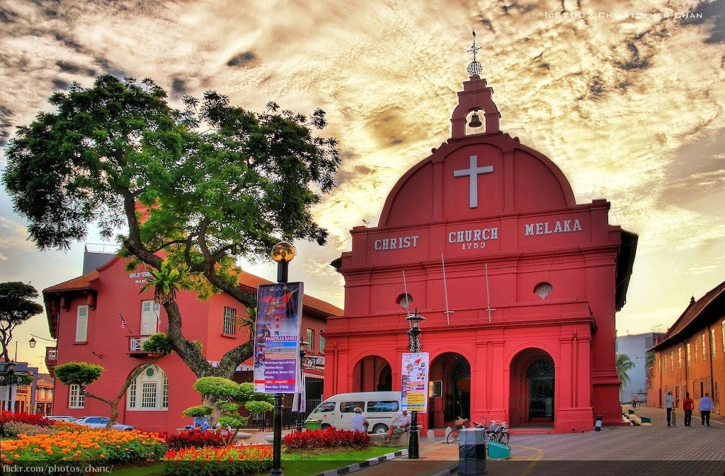 Những ngôi nhà cổ kính dọc bờ sông Malacca