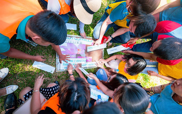 Đuổi hình bắt chữ - Trò chơi Team Building trong nhà hấp dẫn