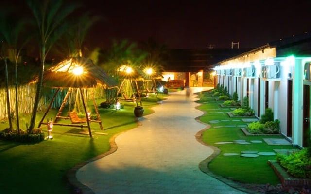 Hồ Nam Resort