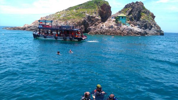 Du lịch Nha Trang - Đảo Hòn Mun